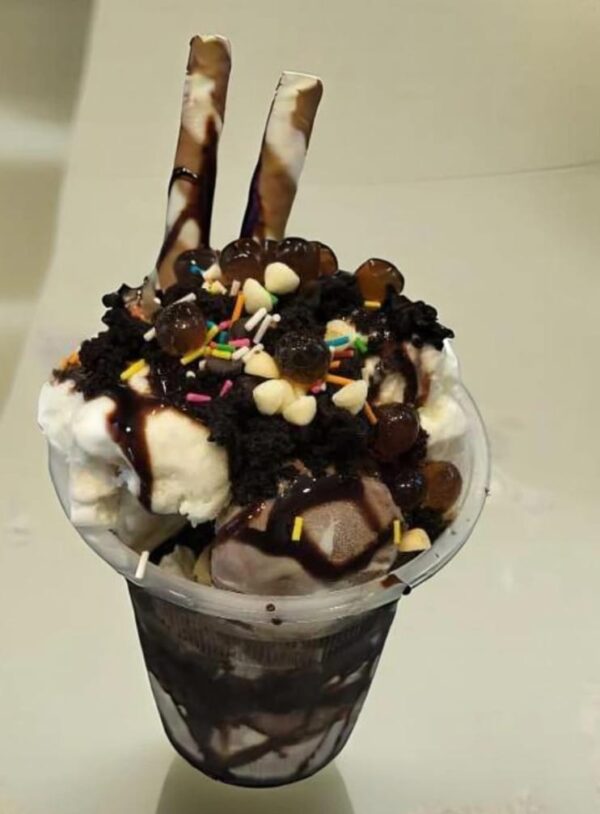 brownie sundae